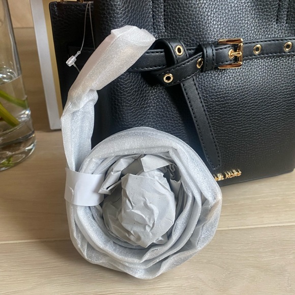 Michael Kors Small Emilia satchel purse bag black - Picture 2 of 10